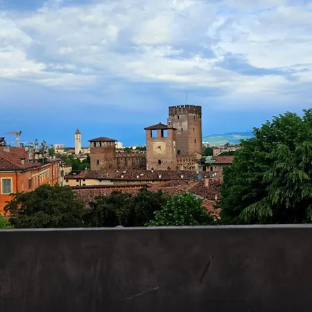 Mm * Verona